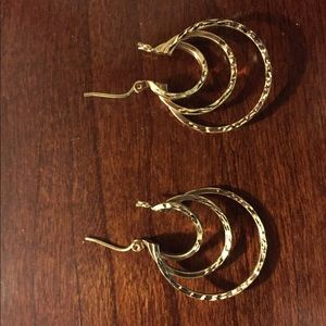 10k Gold hoop earrings